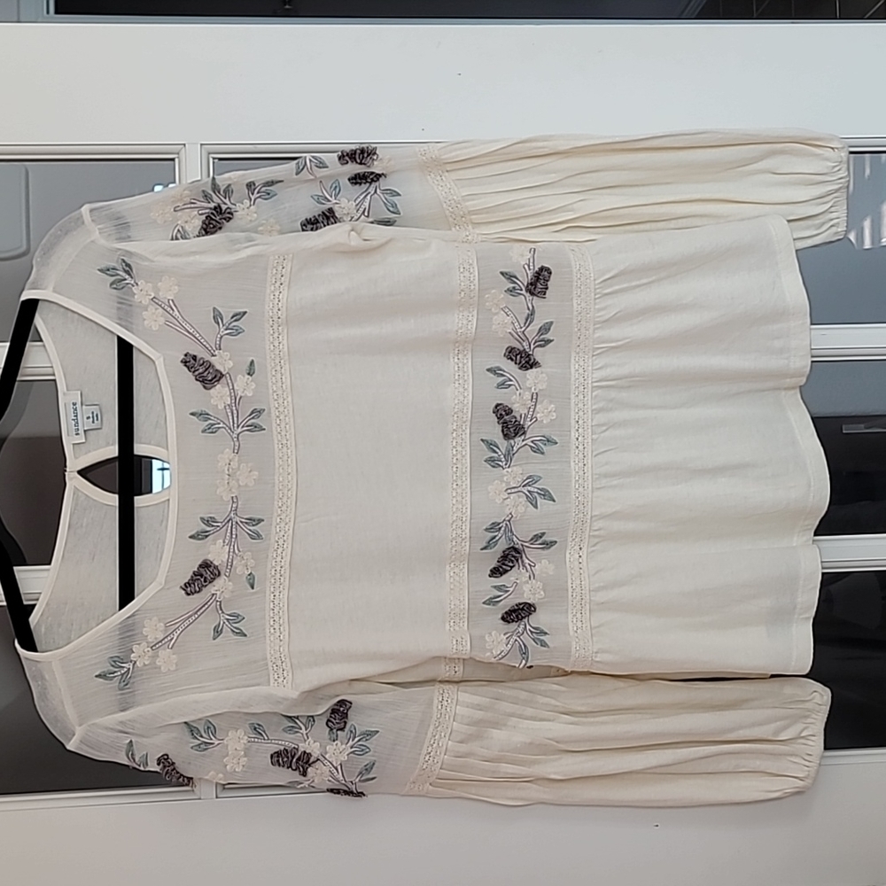Sundance Meadow Allure Top NWT Sz Small